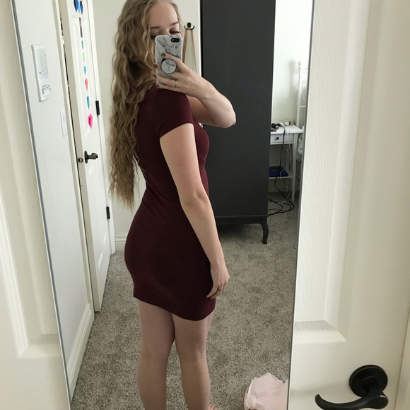 H&M Bodycon Maroon Dress - Picture 3 of 8